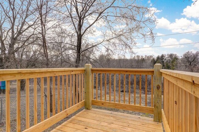 Building Photo - 1717 N 16th St