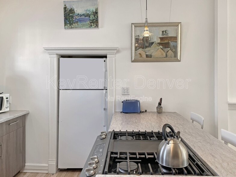 Building Photo - 3514 Navajo St