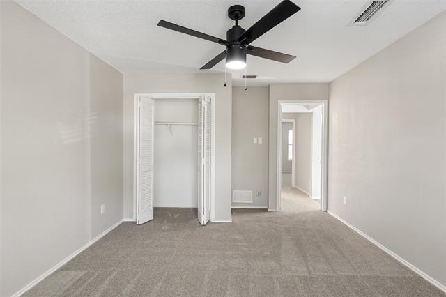 Building Photo - 2706 Bridge Lake Dr