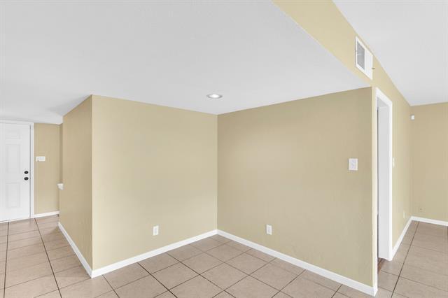 Building Photo - 411 McKinley St