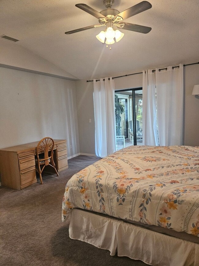 Building Photo - 2 BEDROOM 2 BATH HOME IN  PELICAN BAY GATED COMMUNITY