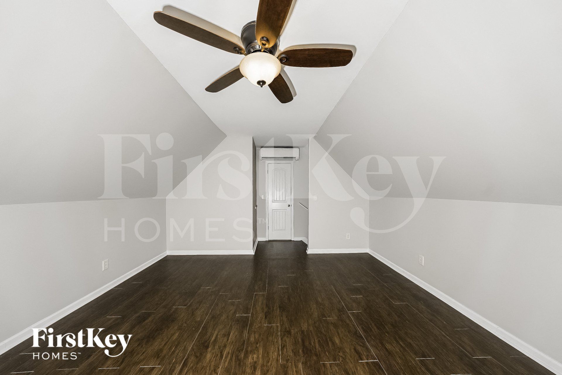 Building Photo - 3104 Rosewalk Dr