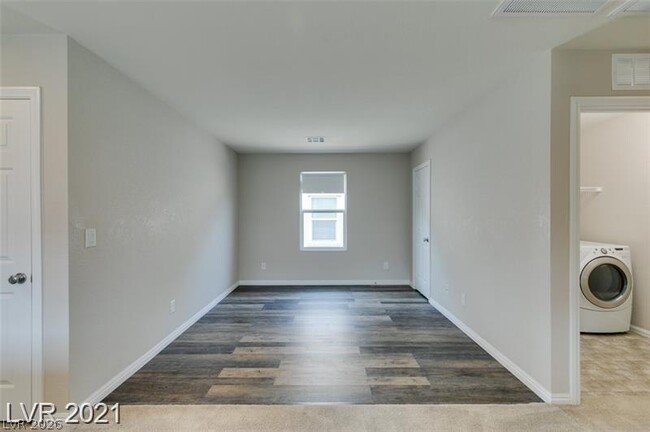 Building Photo - 5475 Ordesa Valley Rd