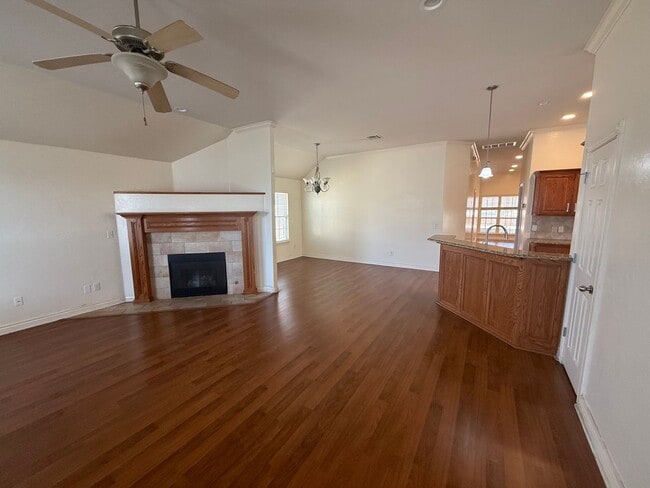 Building Photo - 3 bed, 2 living area, 2.5 baths with storm shelter gazebo!  This home has everything you need, ca...