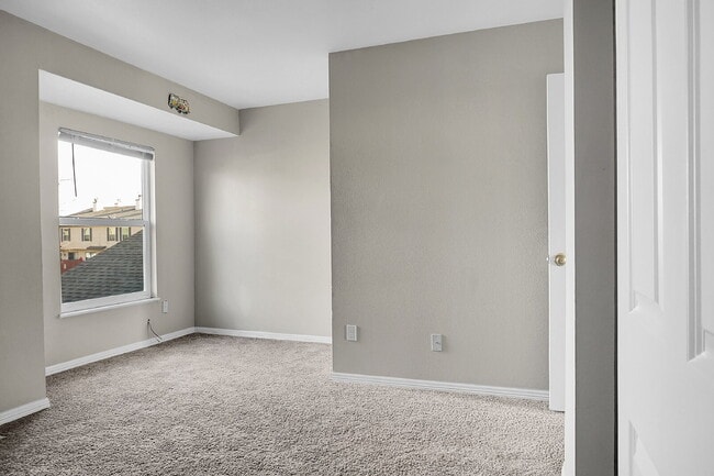 Building Photo - $1,745.95 -  2 Bed, 2 Bath Townhome in CO Springs with In Unit Laundry and Attached Garage!