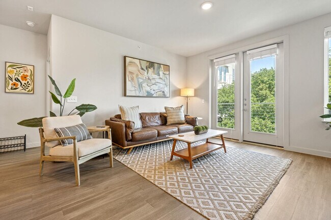 Building Photo - 5820 1/2 Cameron Rd