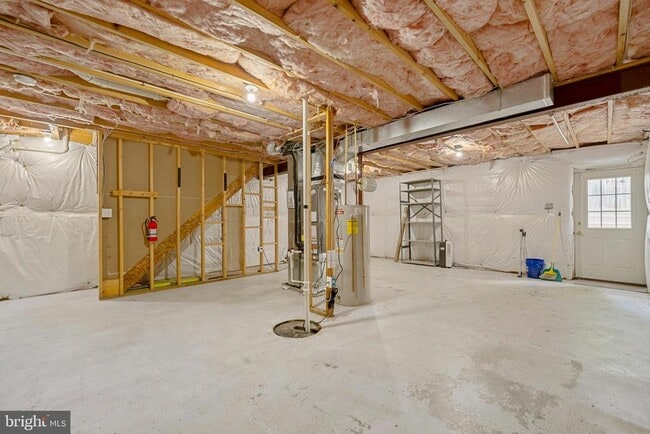 Building Photo - 1544 Avenue C