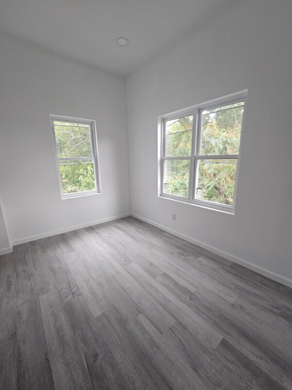 Building Photo - 5161 Wakefield St