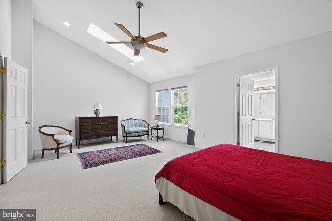 Building Photo - 1034 Meandering Way