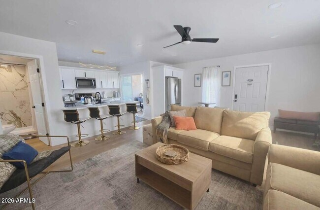 Building Photo - 14620 Yerba Buena Way