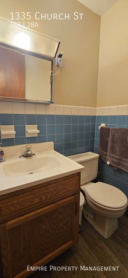 Building Photo - 3 Bedroom/1.5 Bathroom Town House in Fount...