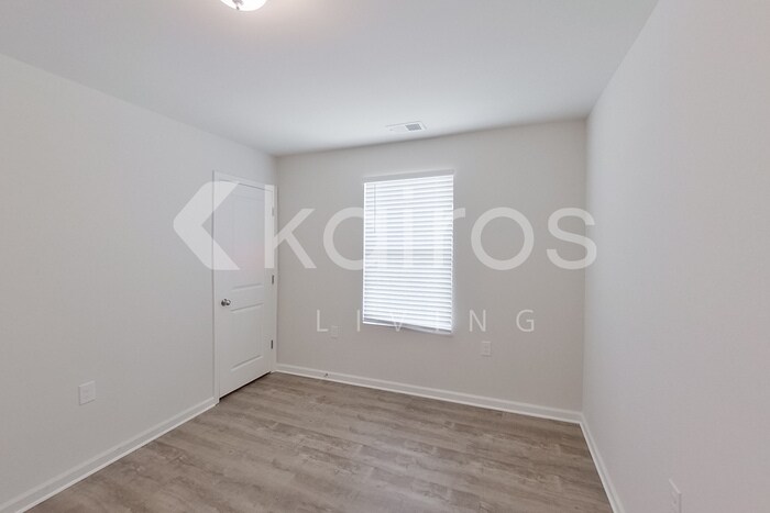 Building Photo - 2551 Myatt St SE