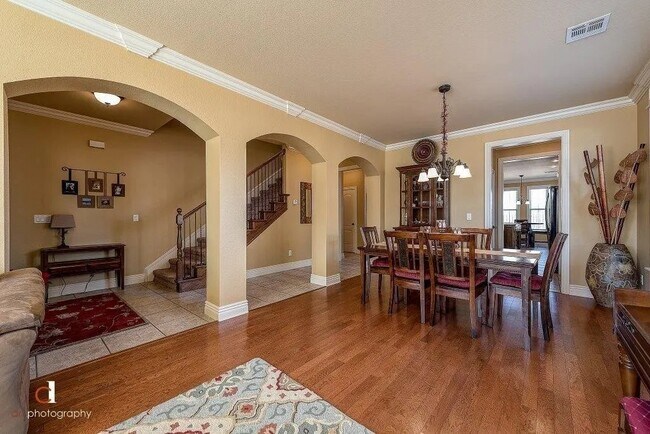Building Photo - 5404 S Chimay Dr