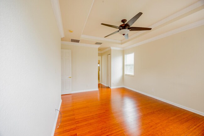 Building Photo - 2267 NW Padova St