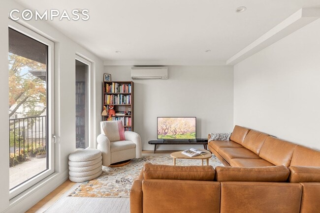 Building Photo - 237 Rutland Rd