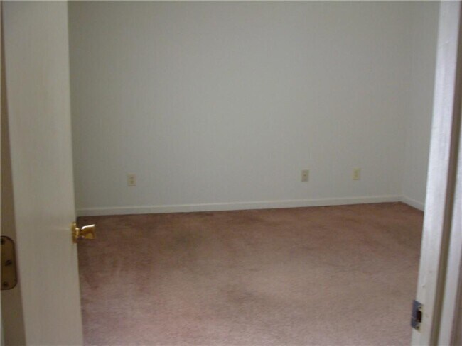 Building Photo - 3483 Fannin Dr