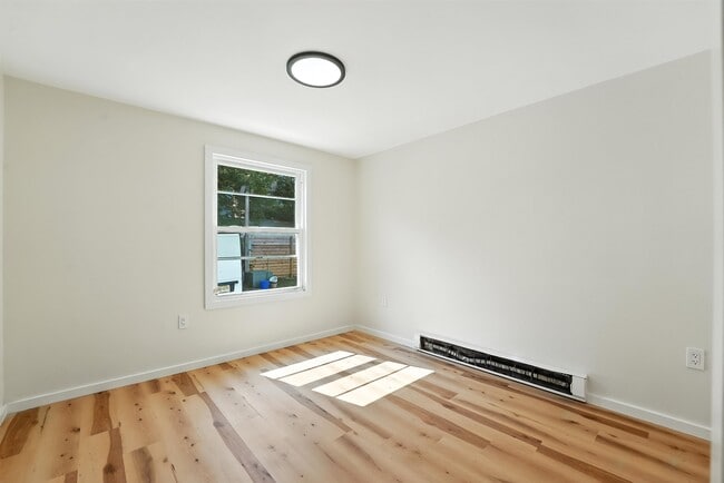 Building Photo - 338-340-340 Halladay St