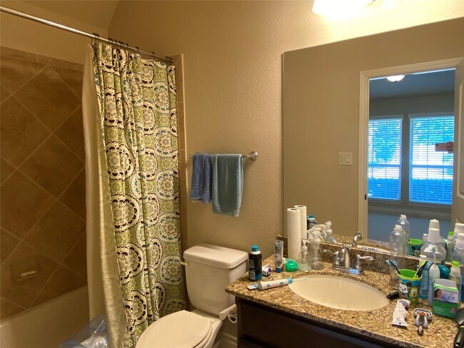 Building Photo - 5922 Solara Ledge Ln