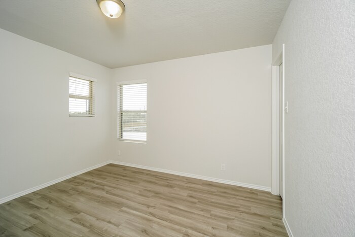 Building Photo - 5118 Jade Crossing