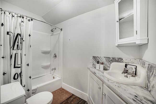 Building Photo - 17221 Steger Ln