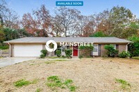 Building Photo - 438 Westchester Dr