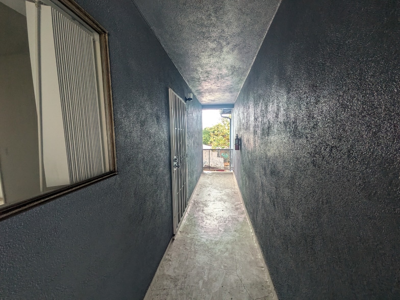 Building Photo - 6501 Stafford Ave