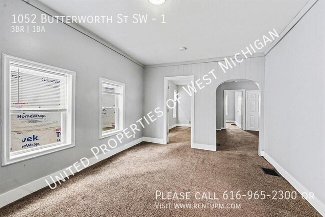 Building Photo - 1052 Butterworth St SW