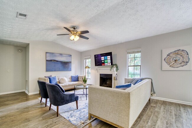 Building Photo - 42 Valencia St