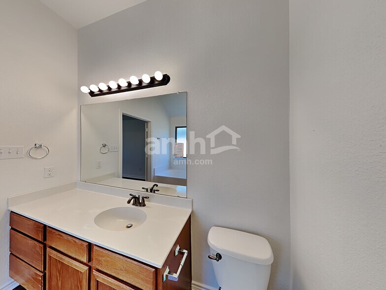 Building Photo - 1316 Rosedale Springs Ln