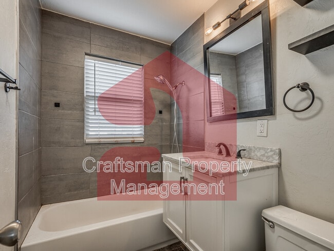 Building Photo - 3225 NW 33rd St