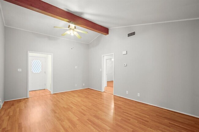 Building Photo - 1609 Springer Ln
