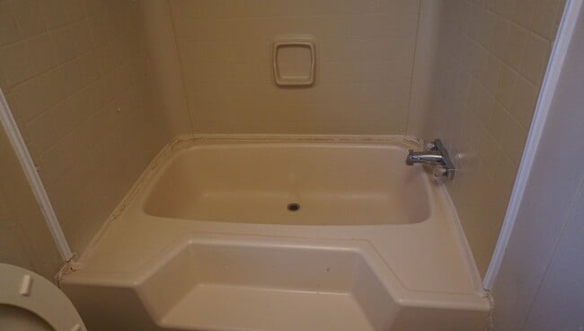 Building Photo - Mobile Home in Cook County