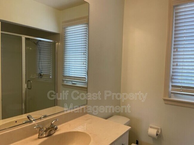 Building Photo - 1257 Fruitville Rd