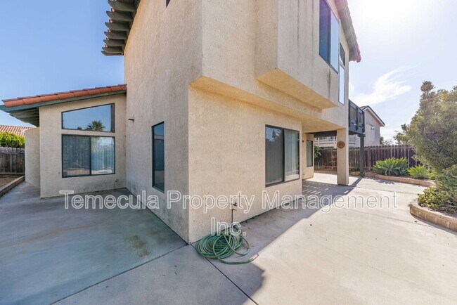Building Photo - 39721 Casandra Ct
