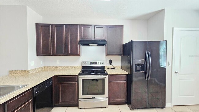 Building Photo - 364 Arbor Lakes Dr