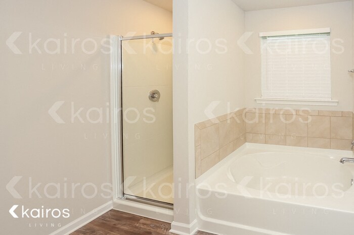 Building Photo - 11486 Brookwood Dr