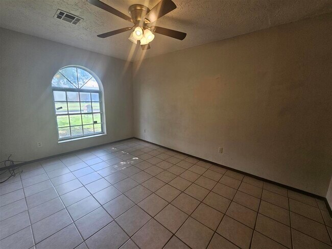 Building Photo - 104 SW 74th St