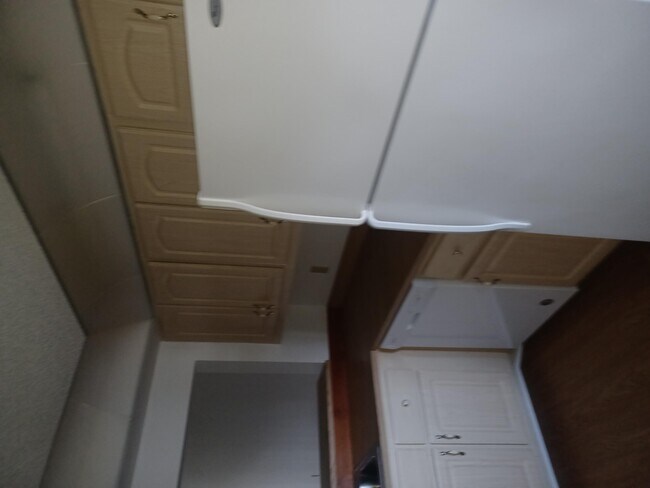 Building Photo - 7879 Willow Spring Dr