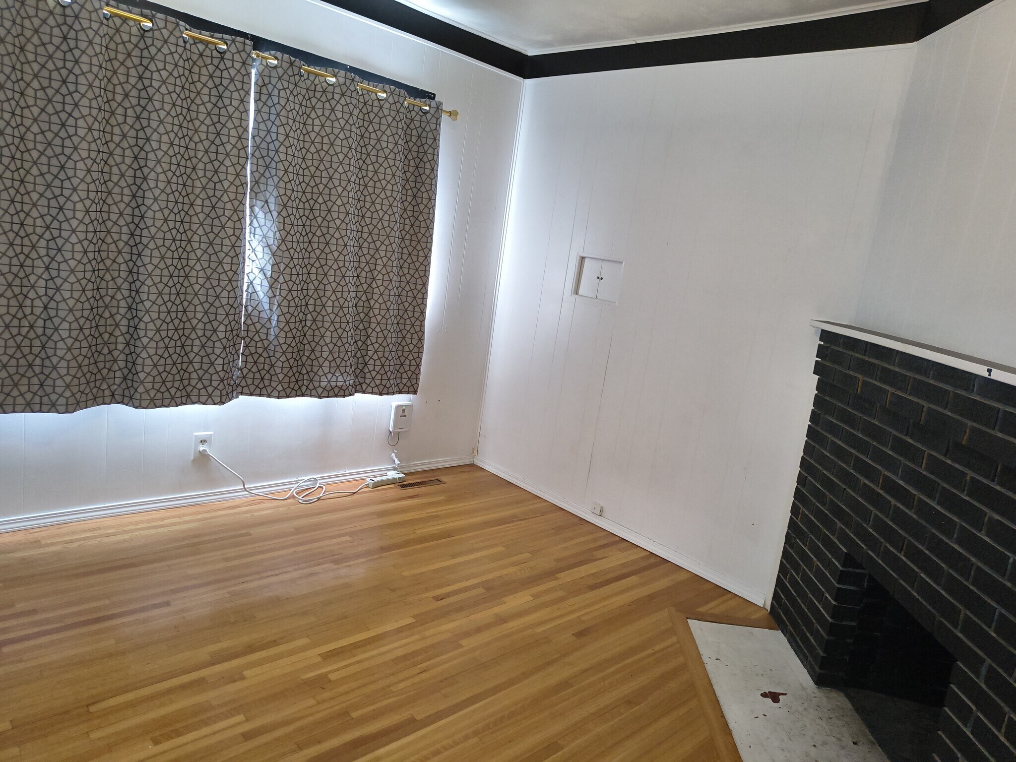 Building Photo - 2928 S Lamonte St