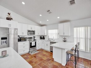 Building Photo - 16541 NW 5th St