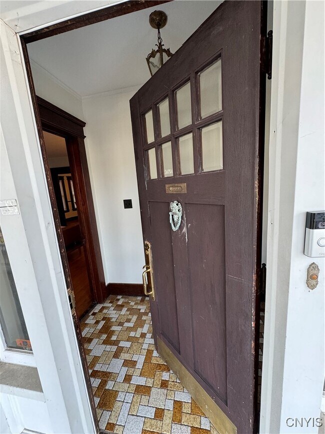 Building Photo - 1036 Lancaster Ave