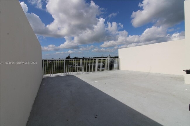 Building Photo - 25875 SW 145th Ave