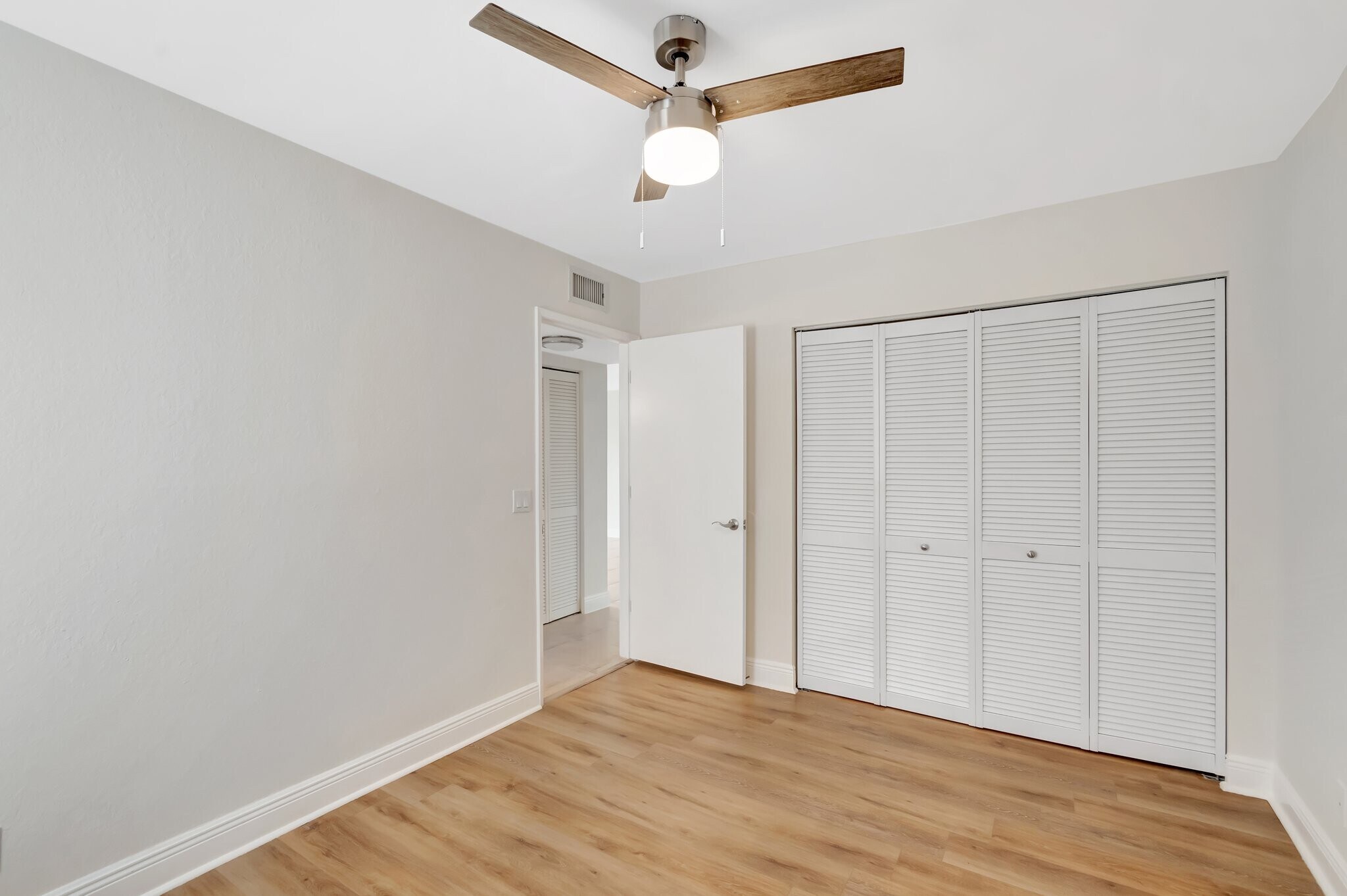 Building Photo - 1560 Windorah Way