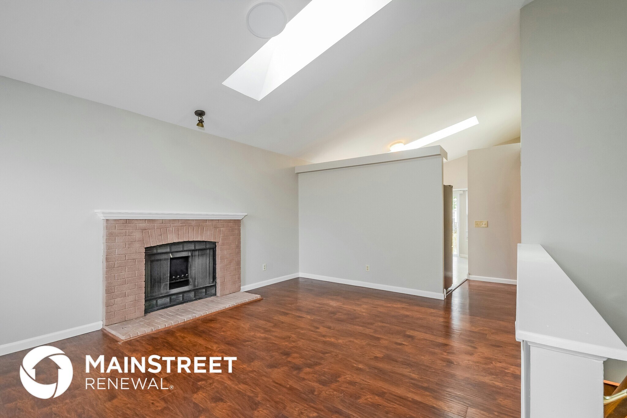 Building Photo - 6 Bishops Crest Ct