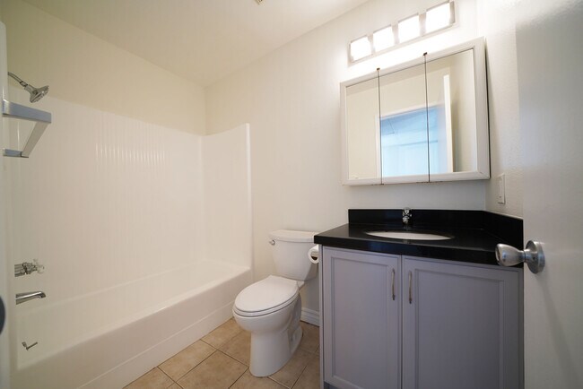 Building Photo - 18350 Hatteras St