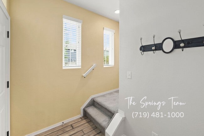 Building Photo - MODERN 2BD TOWNHOME in CLAREMONT RANCH