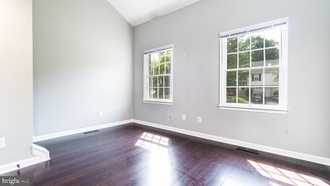 Building Photo - 2632 Daniel Terrace