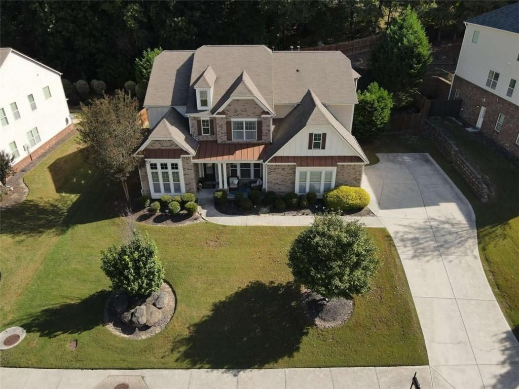 Building Photo - 2236 Caledonia Dr SE