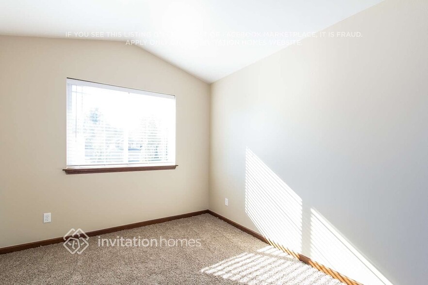 Building Photo - 6625 207th St Ct E