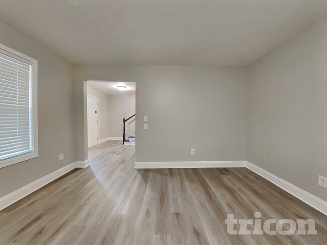 Building Photo - 3540 Stoney Creek Way